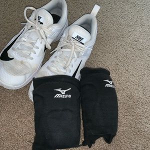 Nike volleyball shoes size 9